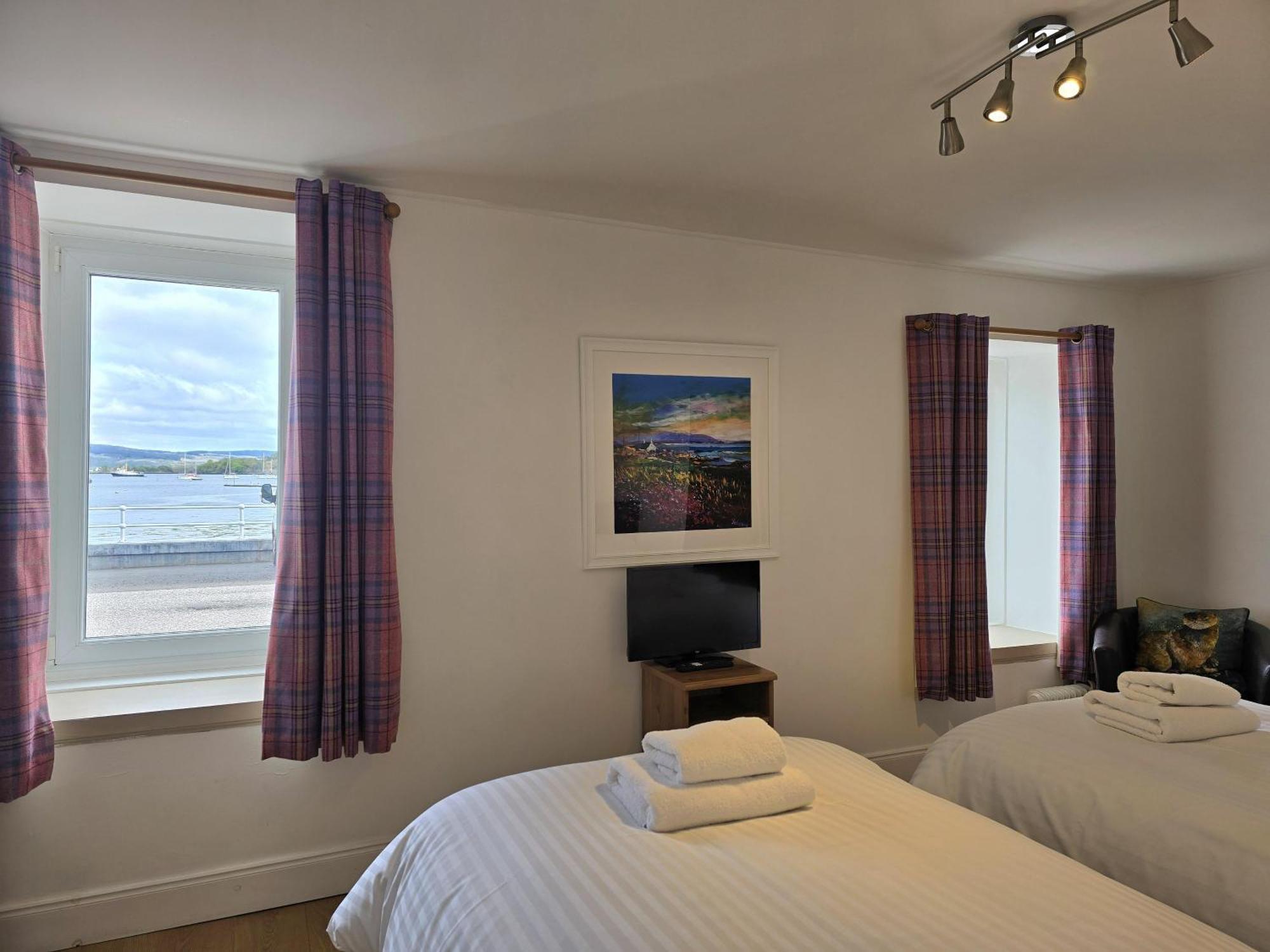 Carnaburg Guesthouse トバモーリ エクステリア 写真