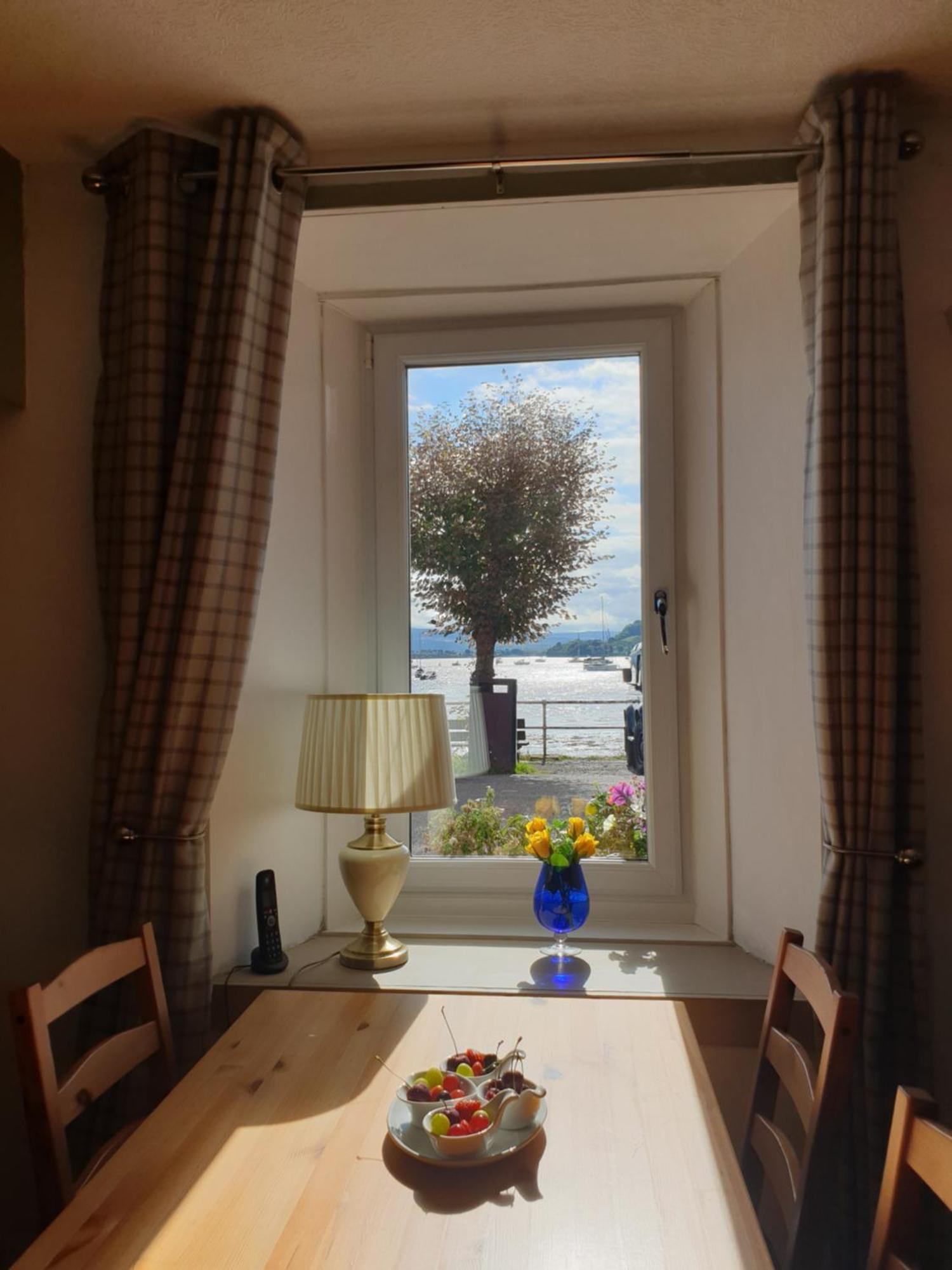 Carnaburg Guesthouse トバモーリ エクステリア 写真
